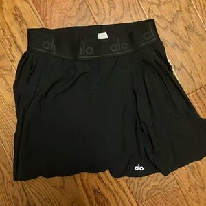 Alo Yoga tennis skort